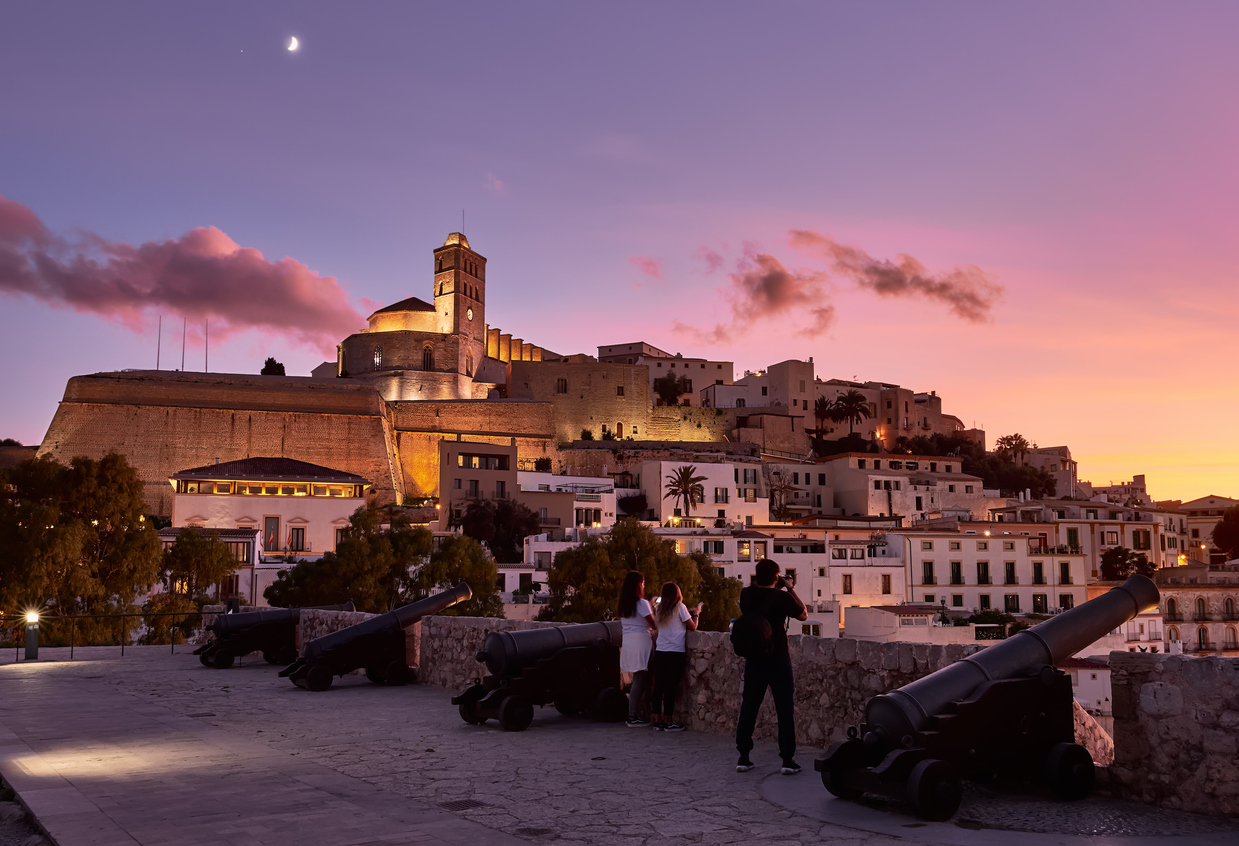 La ciudad amurallada de Dalt Vila, en Ibiza