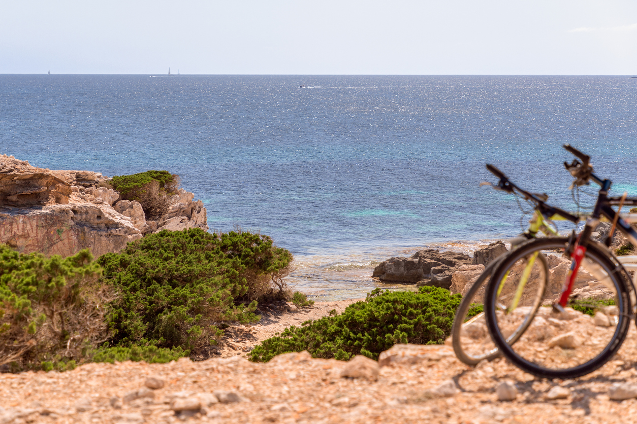Cala Nova, una de las mejores de Ibiza
