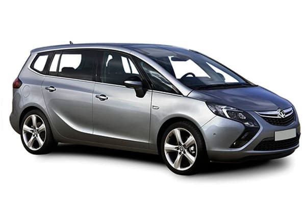 Alquiler de un monovolumen en Ibiza con Alquiler Coches Ibiza